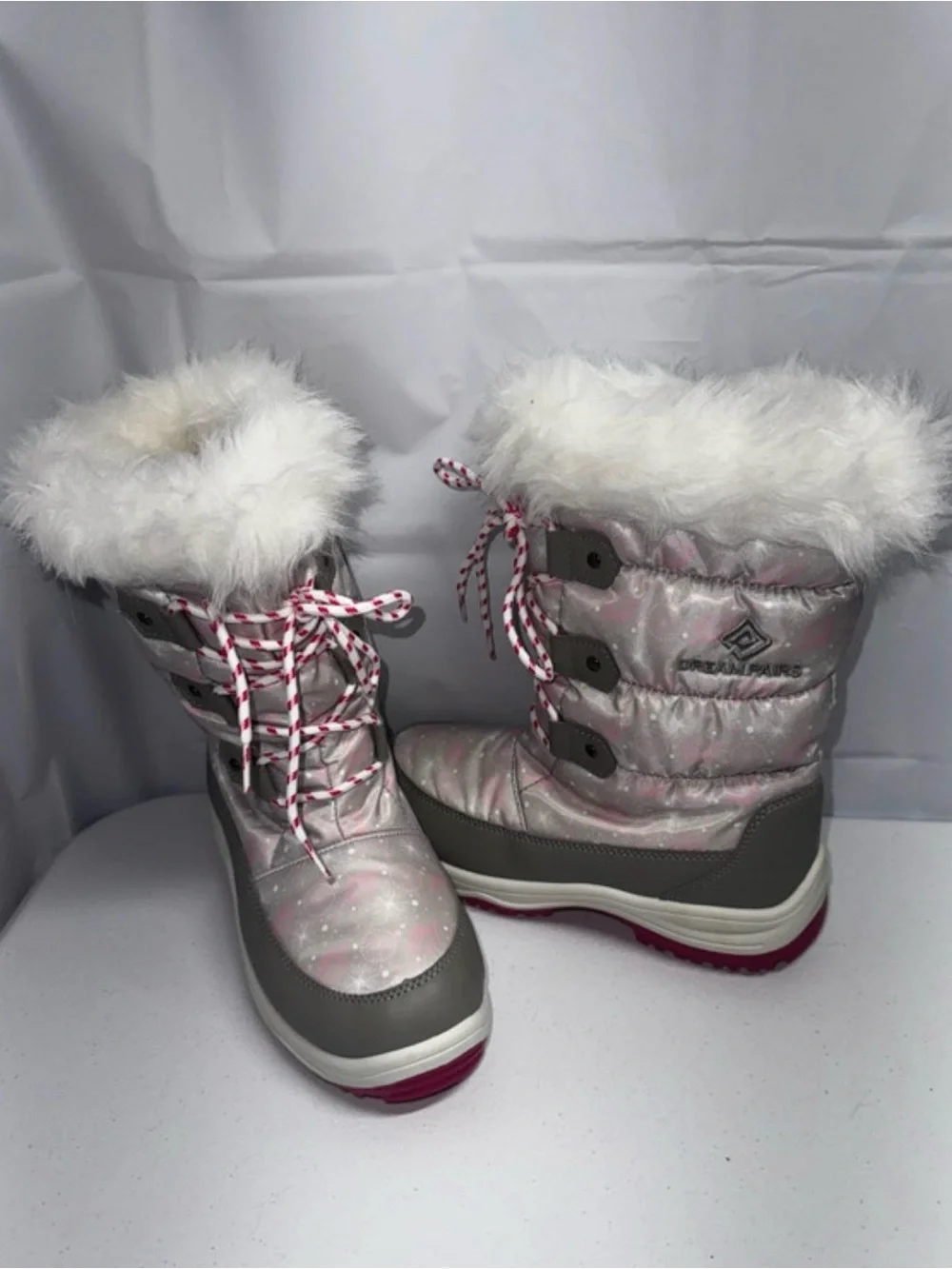 Girls Dream Pairs Snow Boots Size 4